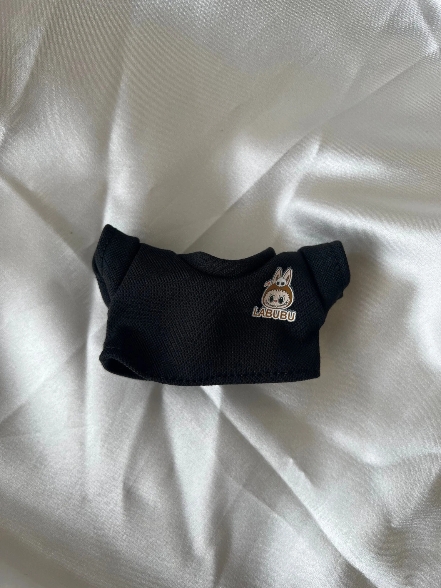 Labubu Streetwear Fashion Set - Black Designer Beanie & Denim Outfit (17cm) 5 Labubu Streetwear Fashion Set - Black Designer Beanie & Denim Outfit (17cm) - Image 5